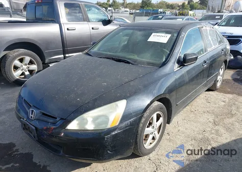 2005 Honda Accord 2.4 Ex z USA, uszkodzony, nr VIN 1HGCM56795A096054